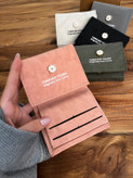 کیف پول بابونه